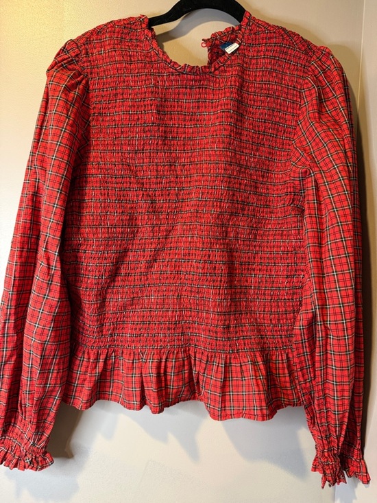 Old Navy Tops - Old Navy 100% cotton Red Plaid Smocked Peplum Long-Sleeve Top